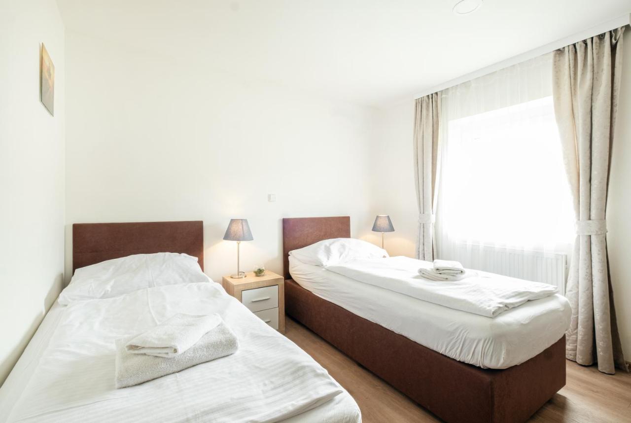 Hotel U Cisare Mirošovice Dış mekan fotoğraf